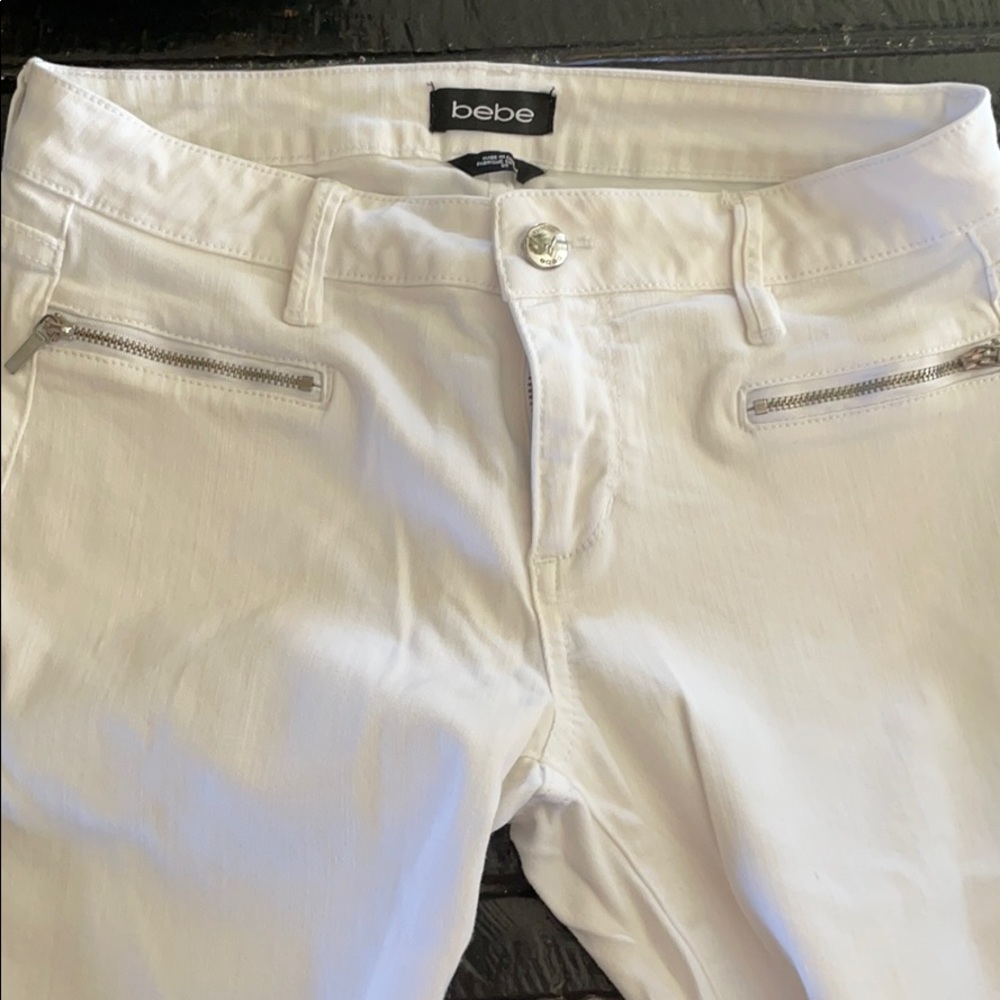 White Bebe jeans size 29